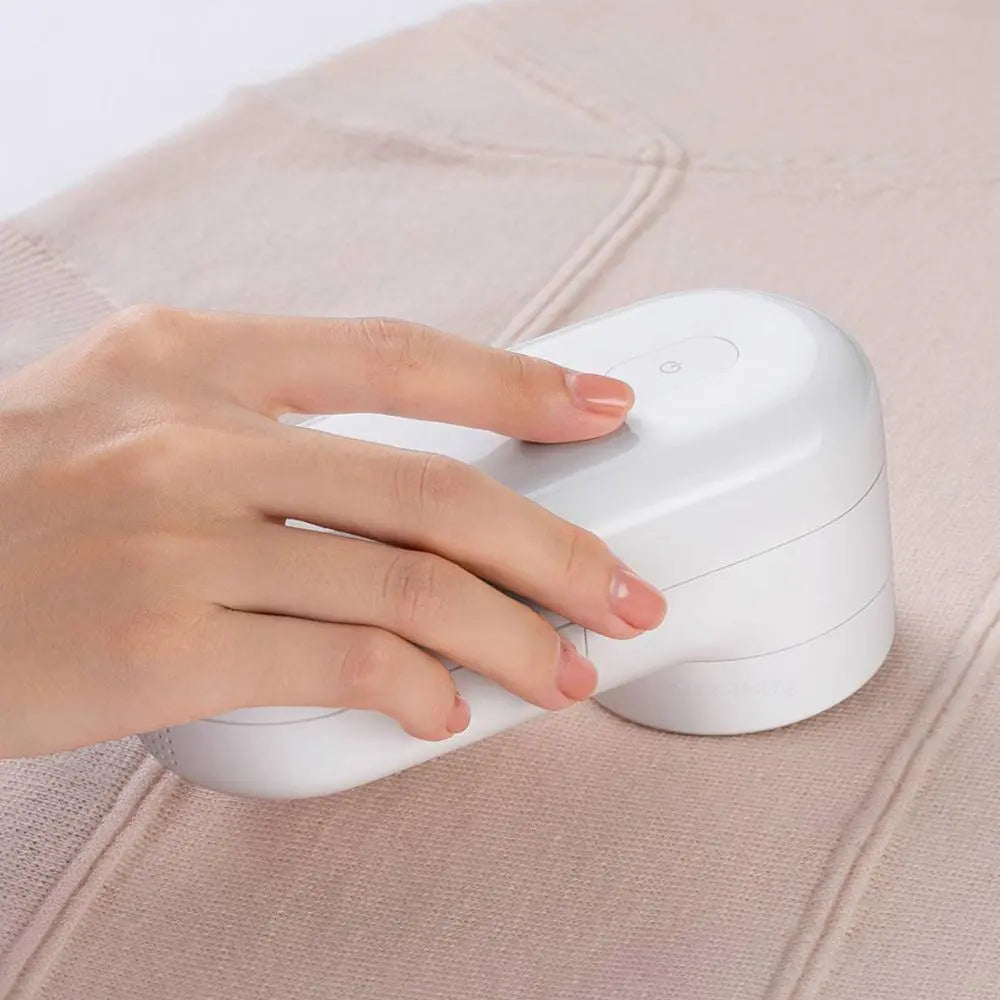 Portable Lint Removers for Clothing Fuzz